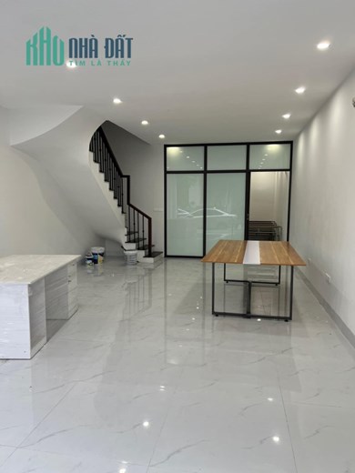 BÁN TÒA VĂN PHÒNG 7 TẦNG ĐẸP NHẤT PHỐ - PHÂN LÔ 4 Ô TÔ TRÁNH NHAU DỪNG ĐỖ NGÀY ĐÊM - VỪA Ở VỪA KINH