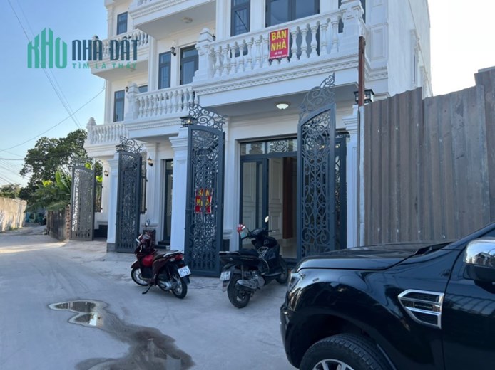 GIẢM SÂU 700TR SỞ HỮU NGAY NHÀ 3 TẤM MT NGUYỄN VĂN TỎ GIÁP KĐT LONG HƯNG