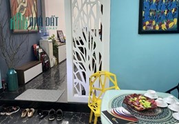 Bán gấp nhà gần Hồ Tây, Nguyễn Đình Thi - 40m2, MT 5m - 5.4 tỷ, nhà vuông vắn, 5 phút ra Hồ Tây.