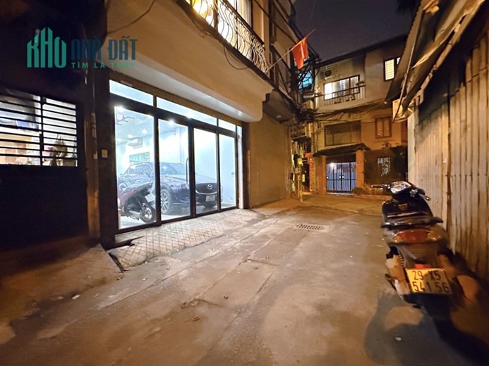 BÁN NHÀ NGÕ Ô TÔ VÀO NHÀ QUẬN THANH XUÂN, 45m, 5 tầng, mặt tiền 4.2m, 8  tỷ 4