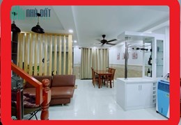 BÁC SĨ bán nhà hẻm mua nhà mặt tiền, ngang 5.6m P22 Bình Thạnh, giá 5.5 tỷ