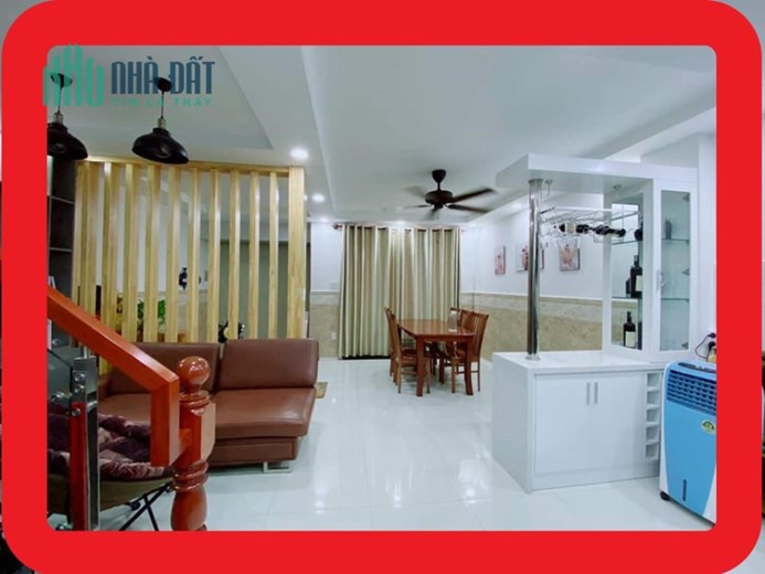 BÁC SĨ bán nhà hẻm mua nhà mặt tiền, ngang 5.6m P22 Bình Thạnh, giá 5.5 tỷ