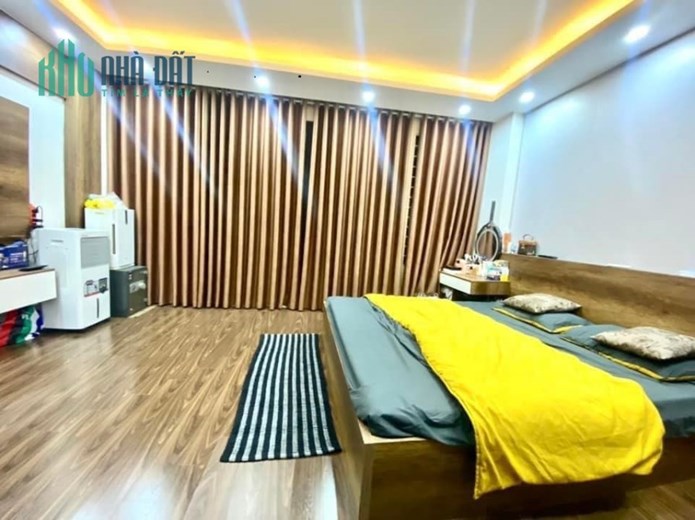 SIÊU HIẾM TRẦN QUÝ KIÊN 42M2 X 5T NGÕ THÔNG, 30M MẶT PHỐ Ở NGAY 5.5 TỶ