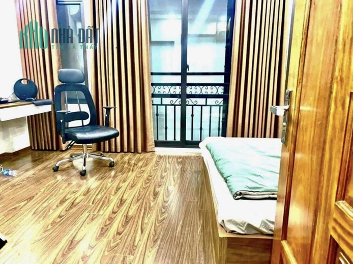 SIÊU HIẾM TRẦN QUÝ KIÊN 42M2 X 5T NGÕ THÔNG, 30M MẶT PHỐ Ở NGAY 5.5 TỶ