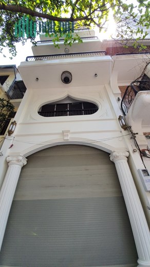 B ÁN NH À HO ÀNG C ẦU Đ ỐNG ĐA NGÕ THÔNG, LÔ GÓC, Ô TÔ, NGỦ TRONG NHÀ, KINH DOANH 96M2 18,6 TỶ