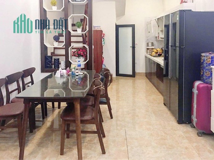 Nhà Đẹp Bán Rẻ Quận 11, HẺM XE TẢI, 64m2, 9.65 TỶ HẠ CÒN 6.5 TỶ, 7 Phòng