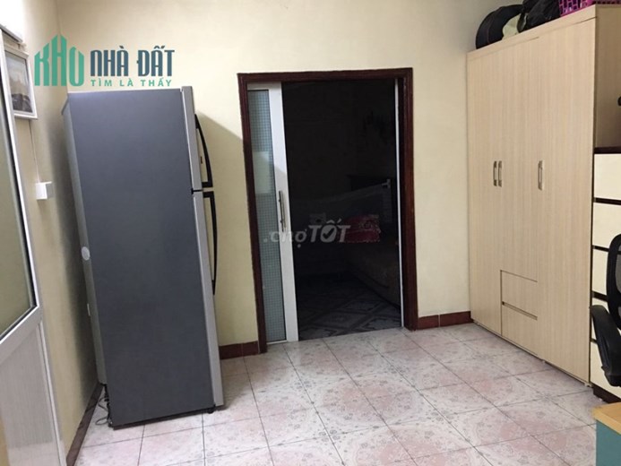 Chính chủ cho thuê Căn hộ ven hồ Giảng võ, Ba Đình, Hà Nội.