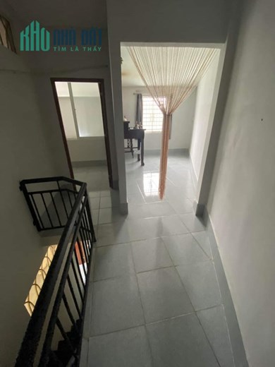 Nhà bán Đường Chiến Lược,Q.BT,1 lầu,3 PN, 8.8m x 10.5m,giá 4 tỷ