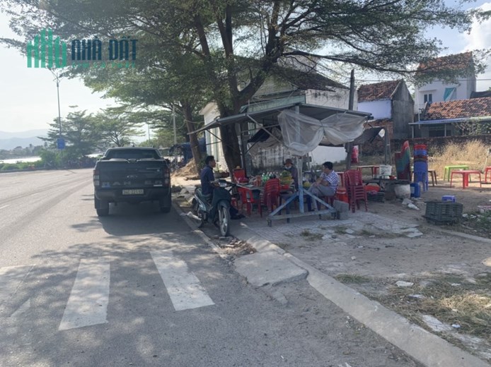 Đất nền Vân Phong- Lô đất siêu VIP mặt đường Trần Hưng Đạo view nhìn trọn biển