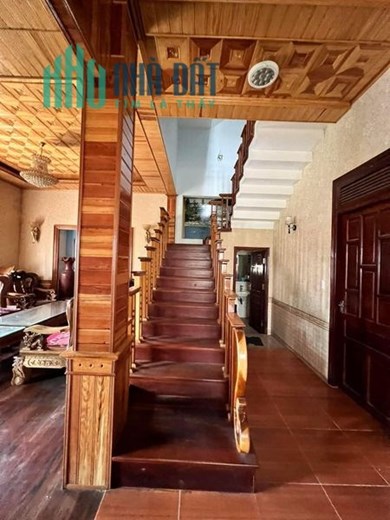 BÁN CĂN BIỆT THỰ MẶT TIỀN P9