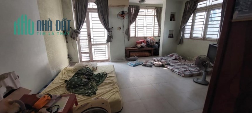 Giảm sâu 3 tỷ, nhà 235m2, 4 tầng, vừa ở vừa cho thuê gần 20 triệu, ngay Đại học Mỹ thuật