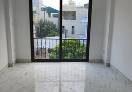Bán nhà riêng chính chủ , Tứ Hiệp - Thanh Trì, 33m - 5 tầng - ô tô đỗ cổng >> HƠN 2 TỶ