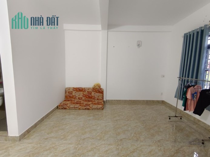 NHỈNH 6 TỶ CÓ NHÀ HẺM XE HƠI 3 TẦNG 60m2 gần SIÊU THỊ NHẬT TÂN PHÚ