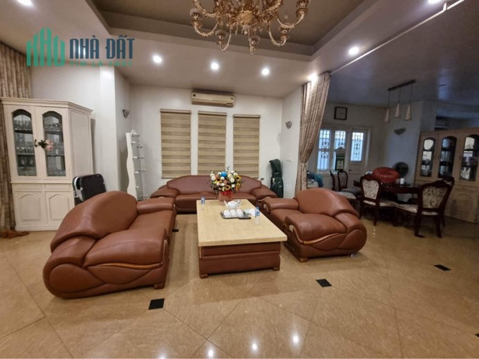 Bán biệt thự - kinh doanh - khu làng Quốc tế Thăng Long - Tô Hiệu - cực vip - 200m2 - 43.5 tỷ
