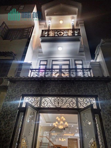 NHÀ MỚI ĐƯỜNG SỐ 8-BÌNH HƯNG HOÀ B - 3 TẤM ĐÚC PHONG CÁCH CỔ ĐIỂN - HẺM XE HƠI - CÁCH MẶT TIỀN 5M -