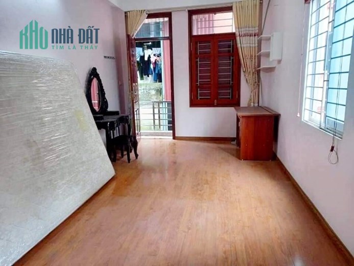 Bán Nhà Khương Hạ 35mx5T-Lô Góc-Ô tô qua nhà-Cách phố 50m-Vừa ở vừa KD giá 4 tỷ hơn
