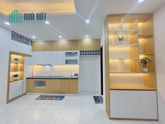 Bán nhà riêng 4 tầng 3 ngủ, nhà đẹp ở ngay tại Mễ Trì Hạ, Nam Từ Liêm, chỉ nhỉnh 4 tỷ.
