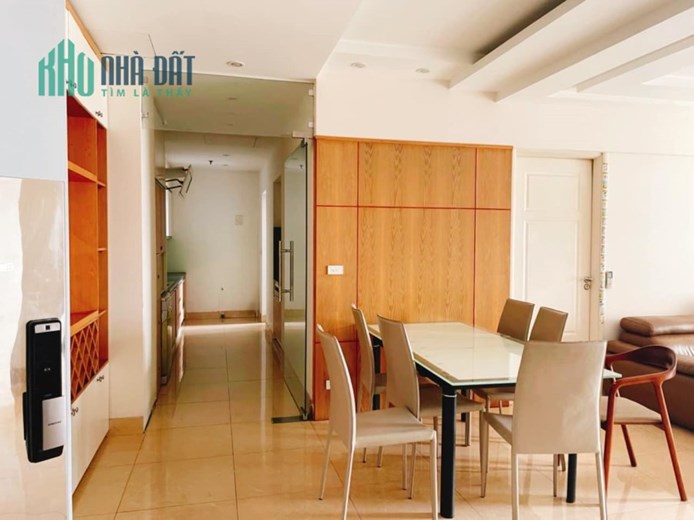 Bán gấp căn hộ cao cấp Golden Palace Mễ Trì, 128m2, 4.5 tỷ, chìa khóa trao tay, 0907 023 278