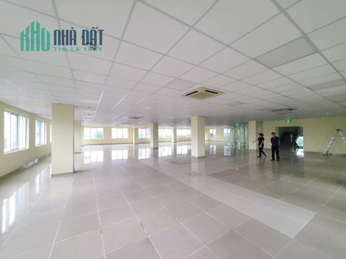 Cho thuê văn phòng, mặt bằng kinh doanh đường Láng, 135m2, 38 TRIỆU