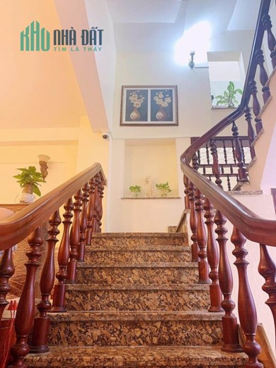 XE HƠI VÔ NHÀ, 91m2 Huỳnh Văn Bánh, NGANG 5M, 4 Tầng tặng nội thất, 16 TỶ TL