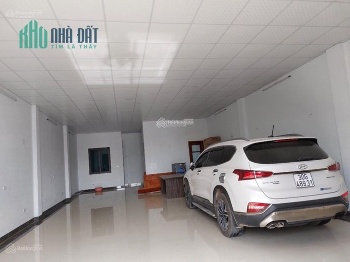 Cho thuê nhà nguyên căn 520m2 mặt tiền đường QL 21A, Thạch Thất, Hà Nội