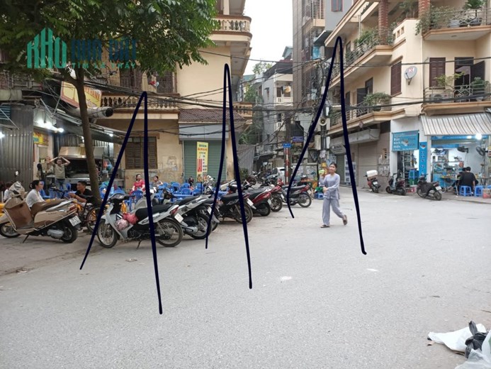 Bán nhà 2 mặt ngõ, Lô góc, 2 Nhà ra Ô tô tải tránh, Sổ đỏ nở hậu, Trung tâm Hai Bà Trưng