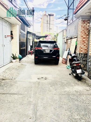 Căn Hộ Đẹp P14 Gò Vấp 3 Tầng, 11 Phòng, Hẻm Xe Hơi, 4.5x17m, Giá Đẹp 8.X Tỉ