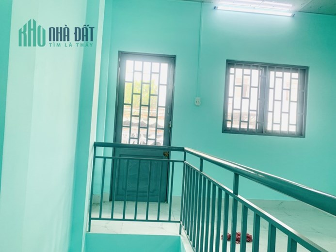 Bán nhà ngay chợ Bùi Đình Túy quận Bình Thạnh giá chỉ 90 triệu mối met vuông