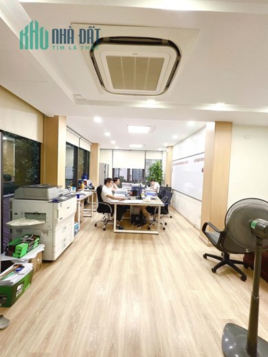 Bán nhà 94m2 mặt phố Quan Hoa Cầu Giấy kinh doanh 16 tỷ.