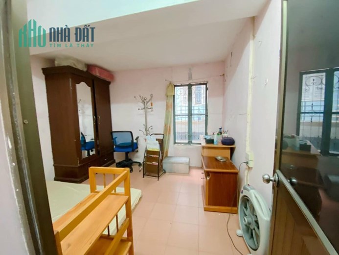 1.6X TỶ NHẬP KHẨU CẦU GIẤY, 30M2, 2 NGỦ, 1wc, PHÙNG CHÍ KIÊN