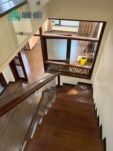 Bán nhà 66m2 phố Nghi Tàm, Tây Hồ Dân xây Gara 2 Ô tô Giá đầu tư 8.3 Tỷ