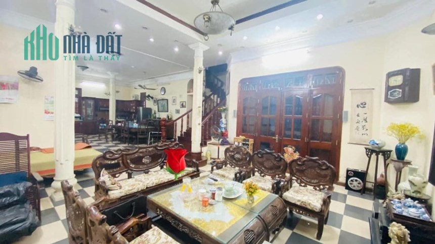 Bán nhà 122m2 phố Nghi Tàm, Tây Hồ Gara 3 Ô tô Đẳng cấp Đại gia 16.8 Tỷ