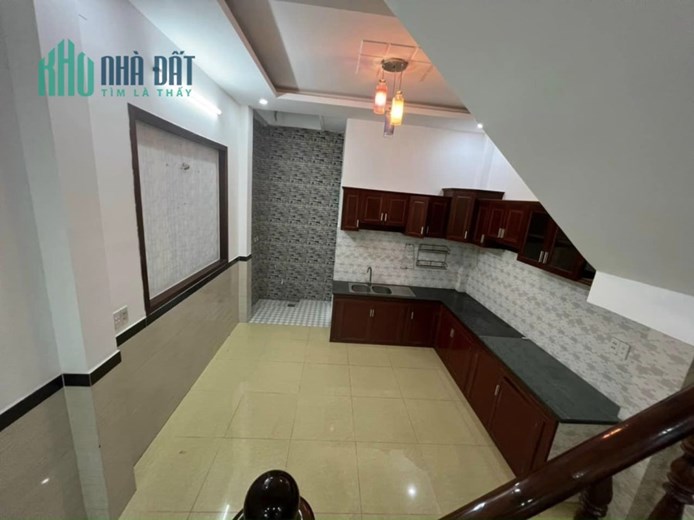 KHU VIP ĐỒNG BỘ - HXH 50M RA LÊ VĂN KHƯƠNG QUẬN 12 - 3 TẦNG, 4 PN - NHÀ ĐẸP Ở NGAY. HƠN 4 TỶ.