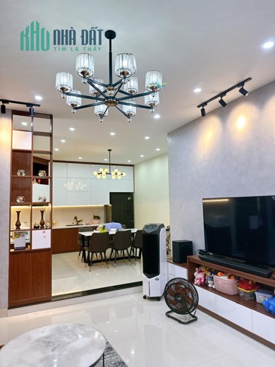 Kiệt 3m cách đường chính chỉ 20m có bãi đậu ôtô