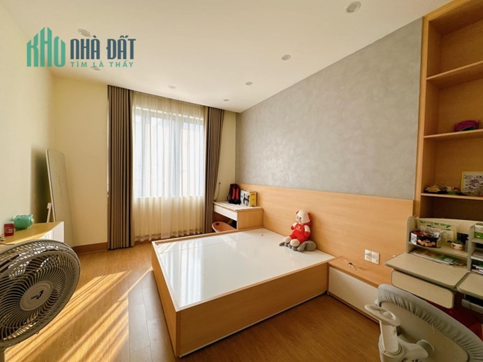 Kiệt 3m cách đường chính chỉ 20m có bãi đậu ôtô