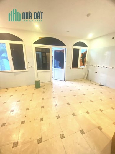 Cần bán gấp nhà Võ Văn Dũng, Đống Đa, 60m2 x 5tầng, phân lô, vỉa hè, kinh doanh, giá 15.6 tỷ
