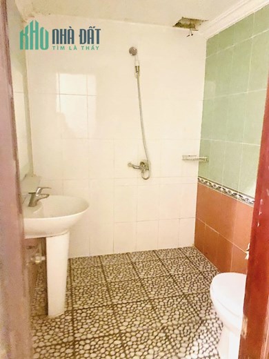 Cần bán gấp nhà Võ Văn Dũng, Đống Đa, 60m2 x 5tầng, phân lô, vỉa hè, kinh doanh, giá 15.6 tỷ