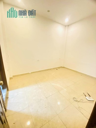 Cần bán gấp nhà Võ Văn Dũng, Đống Đa, 60m2 x 5tầng, phân lô, vỉa hè, kinh doanh, giá 15.6 tỷ