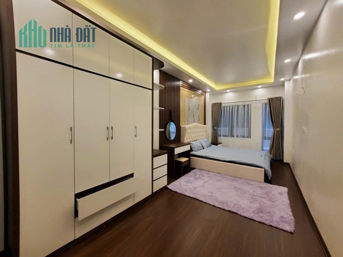 Bán nhà phố Ngọc Hà, Ba Đình 1m chưa đến 100tr. 85m, mặt tiền rộng 5m. Chỉ 8 tỷ. Ngõ thông. KD.