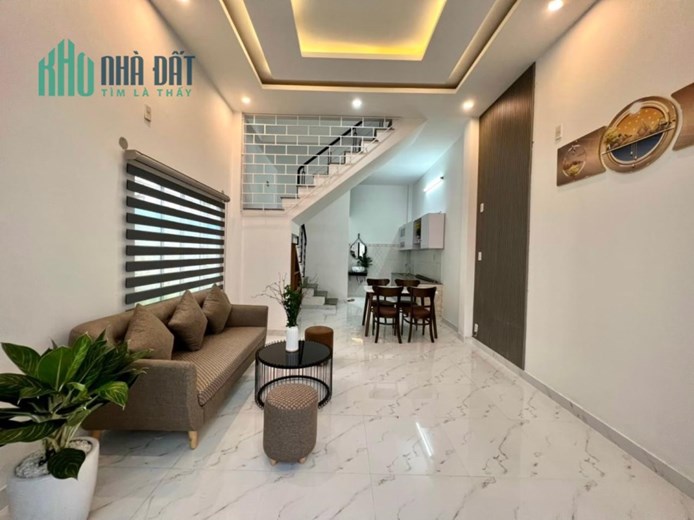 Bán nhà Trường Chinh Hòa An Cẩm Lệ 2 tầng 90m2 chỉ hơn 3 tỷ.
