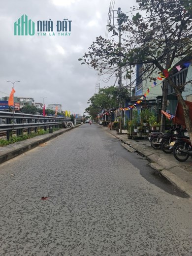 Bán nhà Trường Chinh Hòa An Cẩm Lệ 2 tầng 90m2 chỉ hơn 3 tỷ.