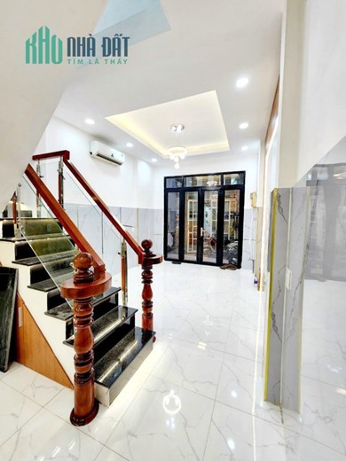 Nhà đẹp đường NB Phạm Thế Hiển P4 Q8 - 10 Triệu/Tháng