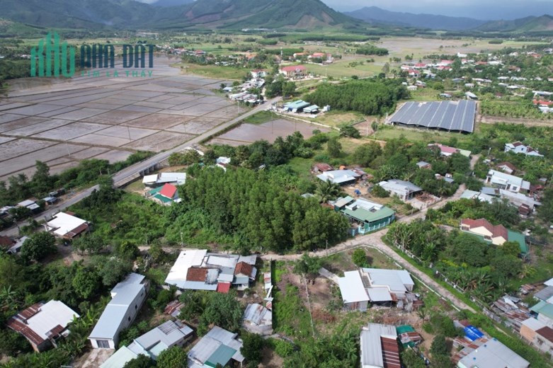 Bán Lô Đất Đẹp Trung Tâm Xã Diên Tân, Diên Khánh. CÁCH HL62 chỉ 90m.