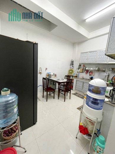 Nhà bán 2 Tầng hẻm 154 Âu Dương Lân P3Q8 - Giá : 5 Tỷ