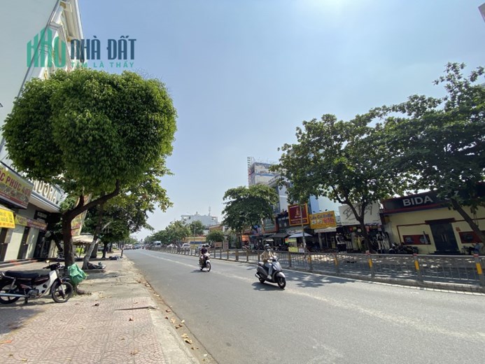 BÁN NHÀ TÂY THẠNH, DT 4X18, ĐANG CHO THUÊ 20TR/THÁNG. GIÁ 12.5TỶ TL