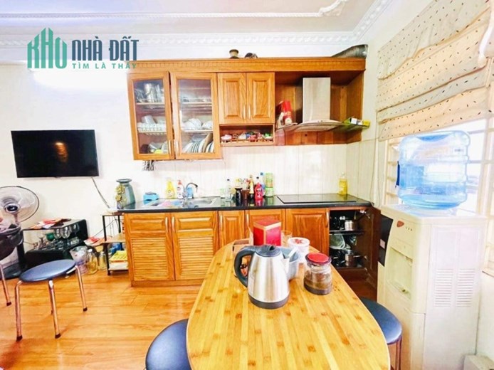 BÁN NHÀ NGÕ TRẦN KHÁT CHÂN HAI BÀ TRƯNG NGÕ RỘNG KINH DOANH GẦN CHỢ SỔ ĐỎ 33M 5 TẦNG 3.85 TỶ