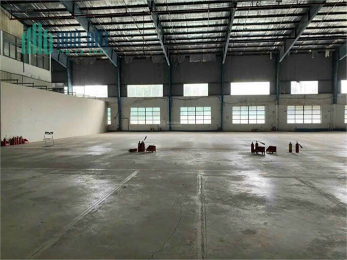 Cho thuê MB Kho Xưởng. phù hợp sản xuất. lưu trữ hàng hóa. vị trí QL1. cont 24h