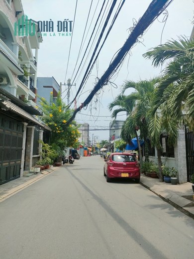 Bán nhà HXH TP.Thủ Đức, full nội thất, 80m2, 3 tầng, SHR chỉ 4.X tỷ