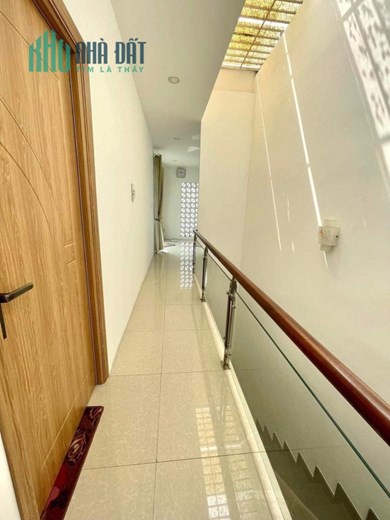 Bán nhà HXH TP.Thủ Đức, full nội thất, 80m2, 3 tầng, SHR chỉ 4.X tỷ