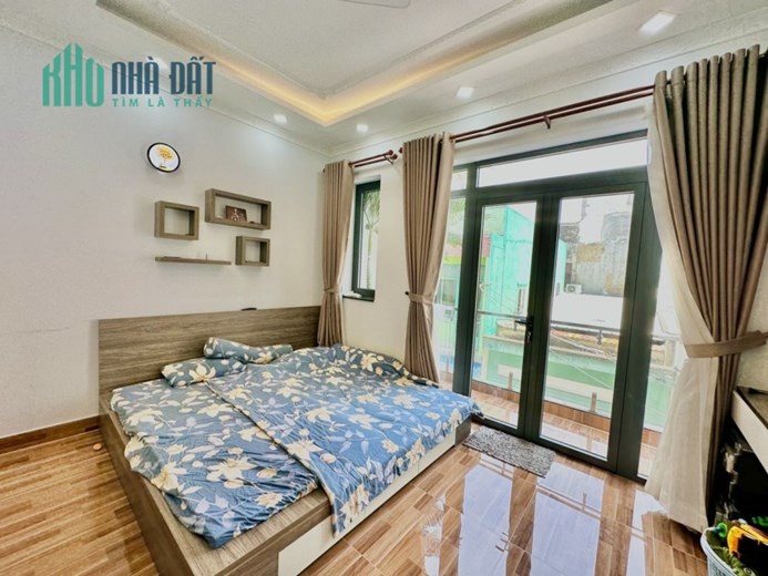 Bán Căn 6PN 52M2 Thoại Ngọc Hầu Tân Phú